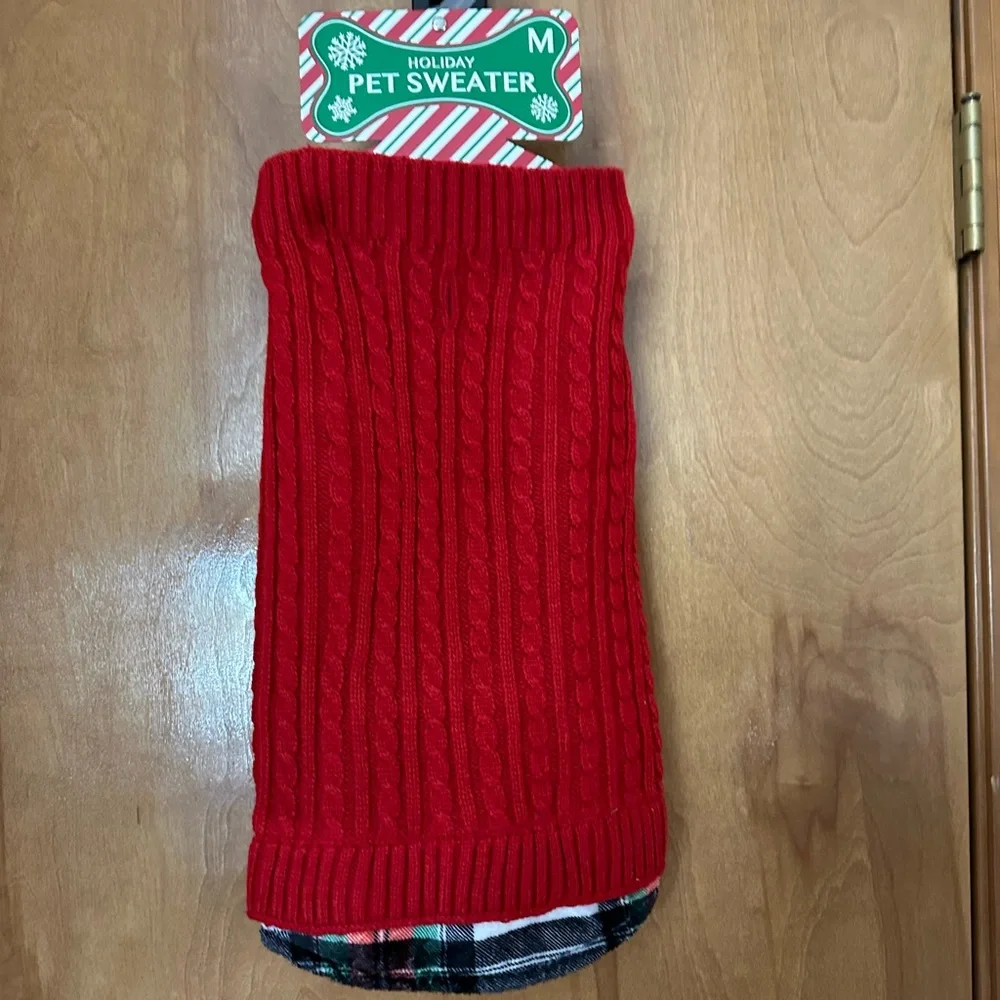 Holiday red cable knit 100% acrylic pet sweater